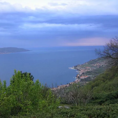Holiday home Casa Sisengla Tra Lago E Monti *