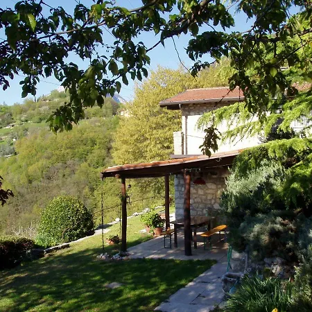 Holiday home Casa Sisengla Tra Lago E Monti *